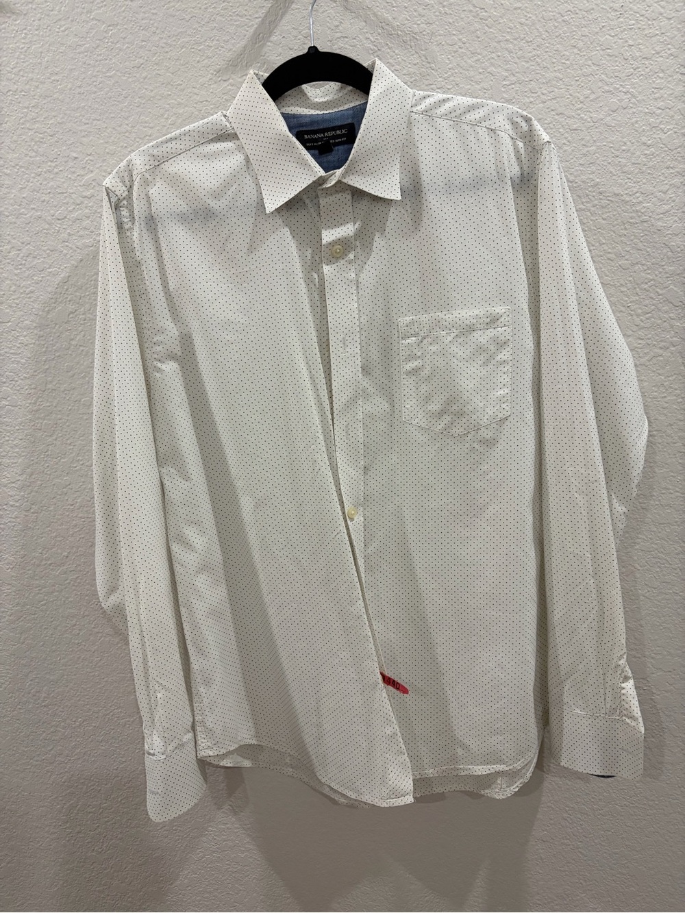 Banana Republic Men’s White Microdot Dress Shirt